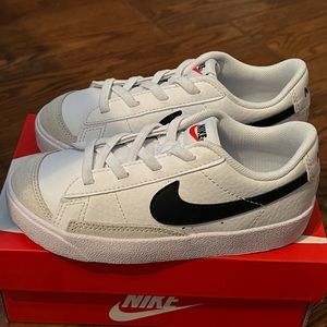Brand new in box Toddler Nike Blazer Low size 10c. Perfect for girls or boys.
